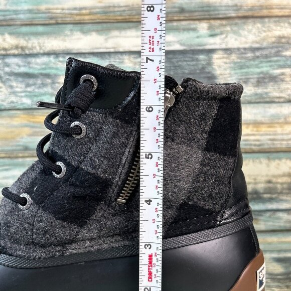 Sperry Womens 7.5M Waterproof Rain Boot Black Gray Plaid Zip Up Winter Booties - Picture 11 of 13